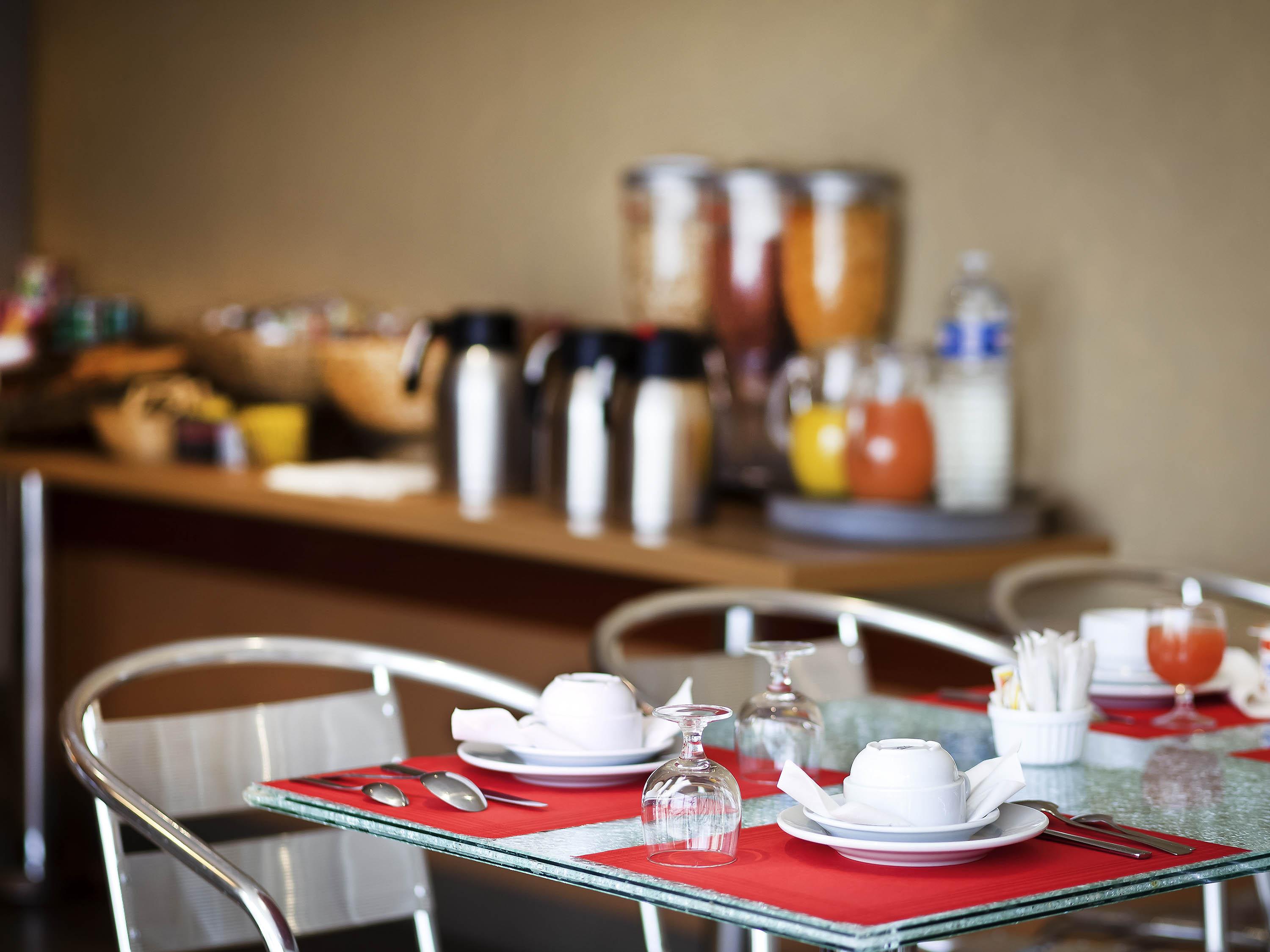 Aparthotel Adagio Access Paris Saint-Denis Pleyel Экстерьер фото