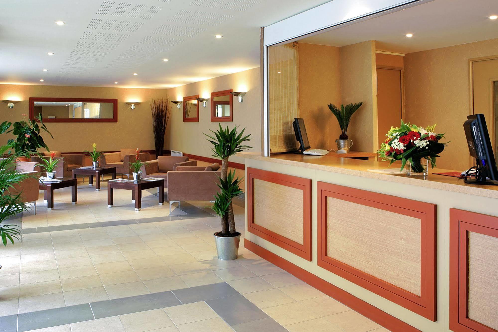 Aparthotel Adagio Access Paris Saint-Denis Pleyel Интерьер фото