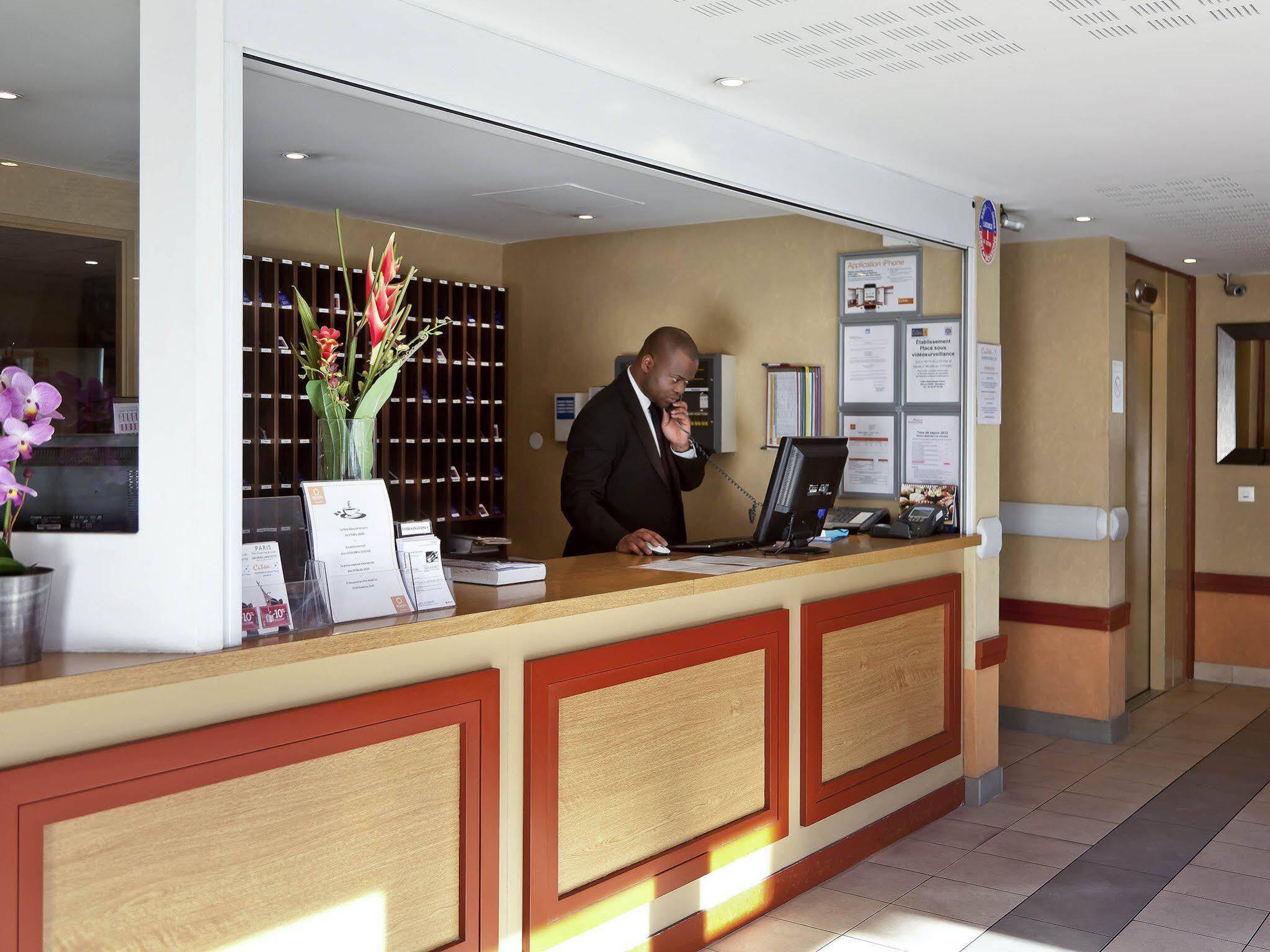 Aparthotel Adagio Access Paris Saint-Denis Pleyel Экстерьер фото